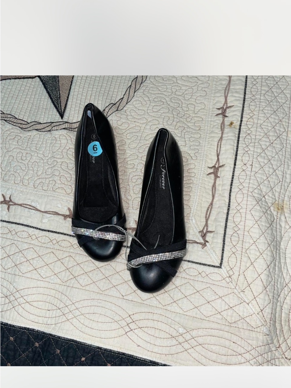 Women’s Black Rhinestone-Embellished Ballet Flats
